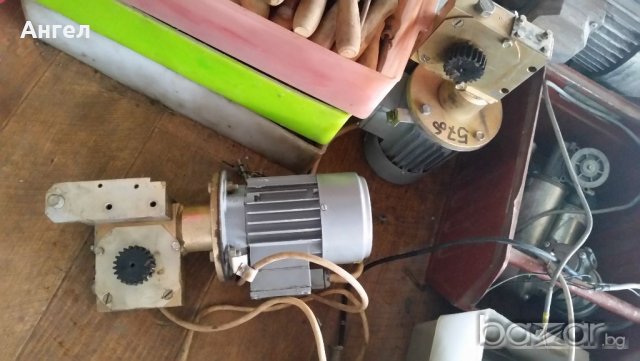 Редуктори и мотори, снимка 7 - Други машини и части - 20869199