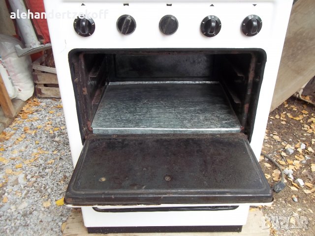 Ретро готварска емайлирана печка ,,Чайка'', снимка 2 - Печки, фурни - 23492356