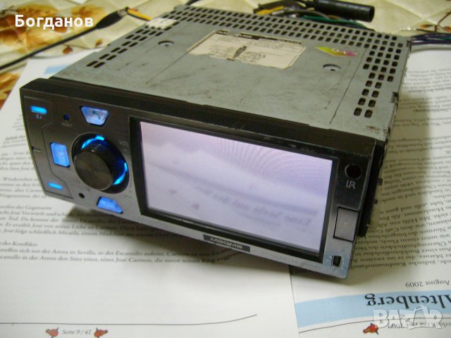 АВТО MAQMA MQ-EO4BT/Mini USB/ DVD/CD 4" TFT COLOR Bluetooth 60Wx4 За ремонт или части , снимка 3 - MP3 и MP4 плеъри - 23388893