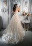 Уникална сватбена/булчинска рокля дизайнерски модел на Annette Moretti , снимка 2
