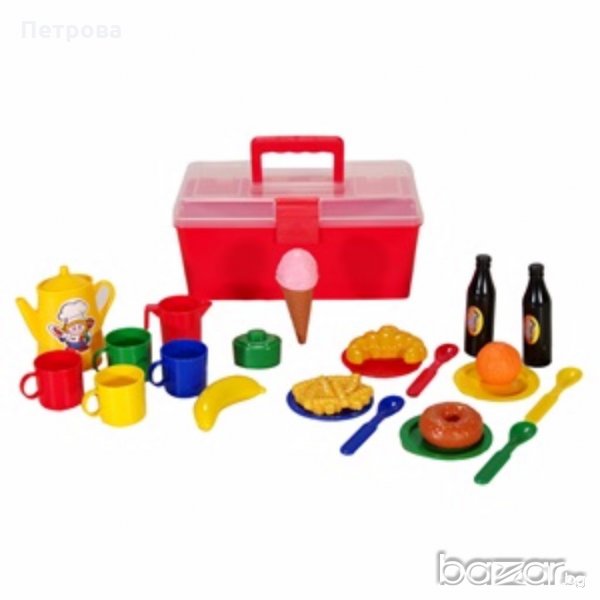Куфарче с храни и аксесоари за хранене -26 части, снимка 1