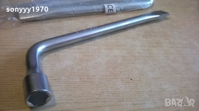 нов ключ за гуми-17мм, снимка 6 - Аксесоари и консумативи - 23977689