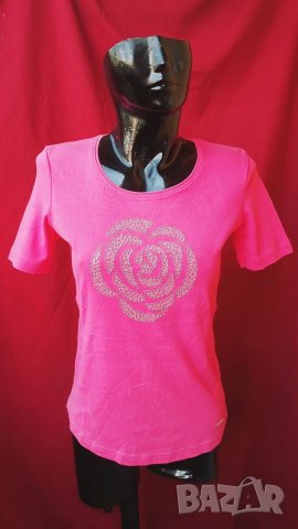 Розова еластична тениска със сребристи камъчета цвете М