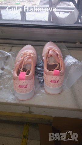 Маратонки оригинални  nike, снимка 2 - Маратонки - 24118919