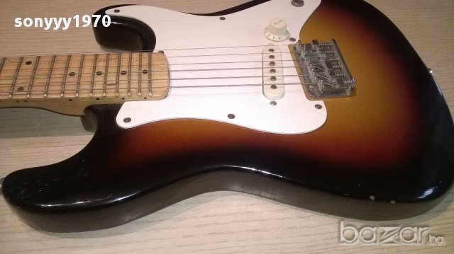 SOLD OUT-Китара-кафява-маркова-79/28/5см, снимка 4 - Китари - 16228612