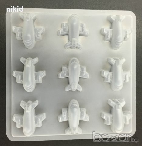  9 самолета самолетчета пластмасова готварска форма поликарбонат фондан шоколад гипс сапун бонбони, снимка 1 - Домашни продукти - 20300735