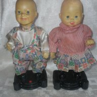 Две ретро кукли , снимка 1 - Колекции - 12136677