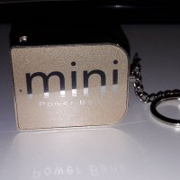 Външна батерия power bank MINI бижу ключодържател, снимка 2 - Външни батерии - 19943628