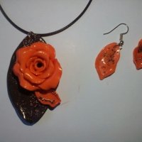 Колие ръчна изработка с обеци, роза, снимка 7 - Колиета, медальони, синджири - 19948343
