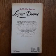 Продавам оригинална английска книга Lorna Doone на R.D.Blackmore, снимка 2 - Чуждоезиково обучение, речници - 17526607