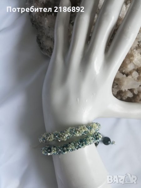 Гривни, снимка 1