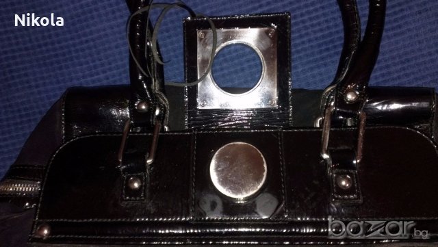 Дамска чанта черна лак и велур  , снимка 2 - Чанти - 18401828