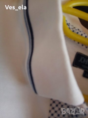 страхотна бяла памучна спортна тениска с якичка, снимка 4 - Тениски - 25775875
