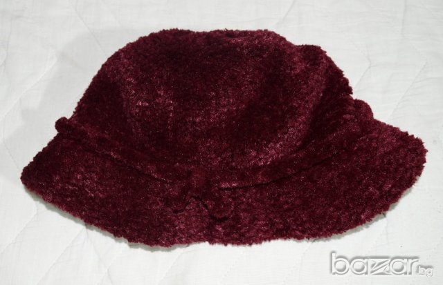 C&A дамска шапка бордо, снимка 2 - Шапки - 20604479