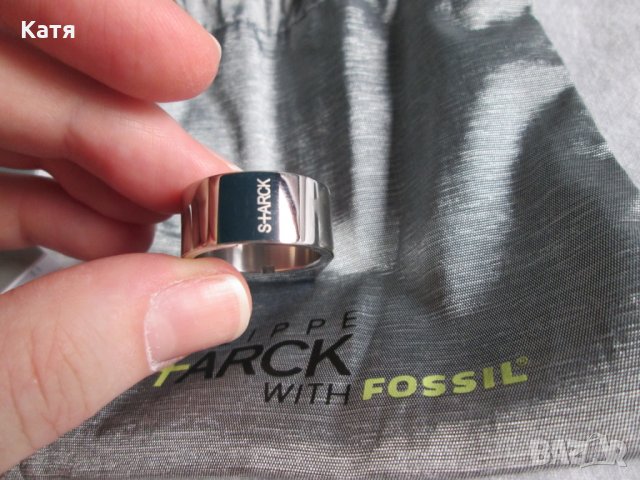 Пръстен часовник Philippe Starck with Fossil , снимка 3 - Други - 25365017