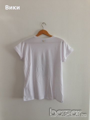 Liu jo оригинална бяла тениска с камъни, снимка 6 - Тениски - 21294080