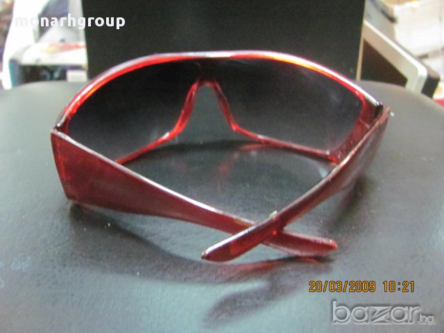 Слънчеви очила, снимка 2 - Слънчеви и диоптрични очила - 14655424