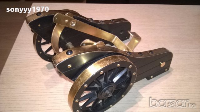 Топ-поставка за вино с златист обков-25/18/15см, снимка 7 - Антикварни и старинни предмети - 14884881