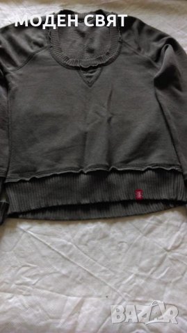 Продавам дамски блузи по 5лв. или подарявам, снимка 10 - Блузи с дълъг ръкав и пуловери - 24053701