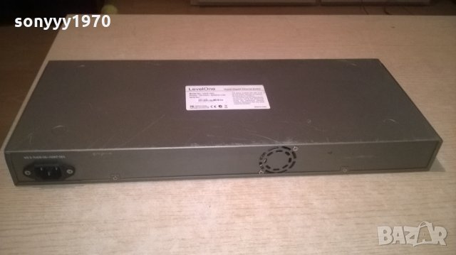 levelone gsw-1657 16 port gigabit ethernet switch, снимка 15 - Суичове - 25722864
