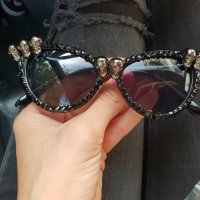слънчеви очила котешки с черепи и кристали код 2401191, снимка 3 - Слънчеви и диоптрични очила - 24123540