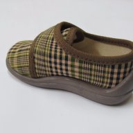 Български пантофи каре, снимка 4 - Бебешки обувки - 17677060