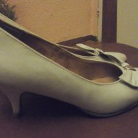 Дамски обувки, снимка 2 - Дамски обувки на ток - 23826405
