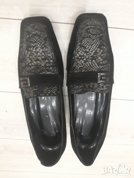 Дамски велурени черни обувки марка Angel Blue с нисък ток, снимка 1