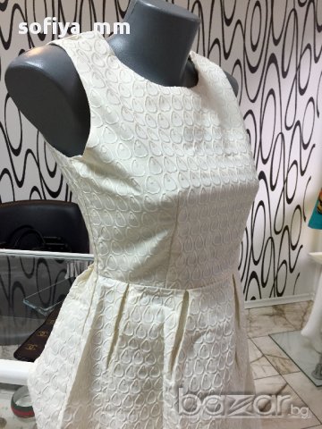 Дамска Рокля бяла, снимка 2 - Рокли - 14249746