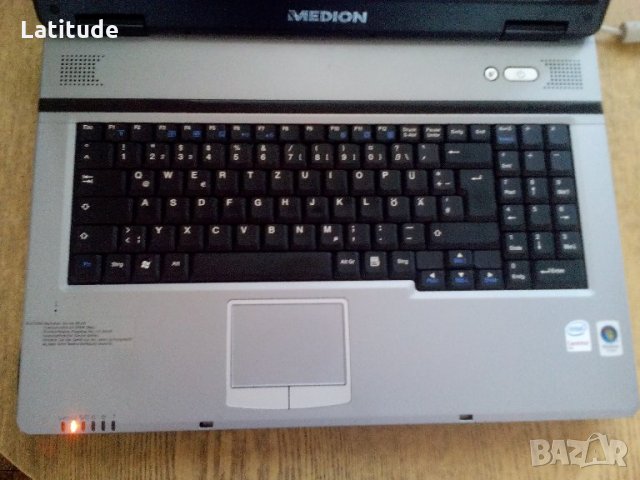 Medion MIM 2280 17" на части, снимка 4 - Лаптопи за дома - 25774212