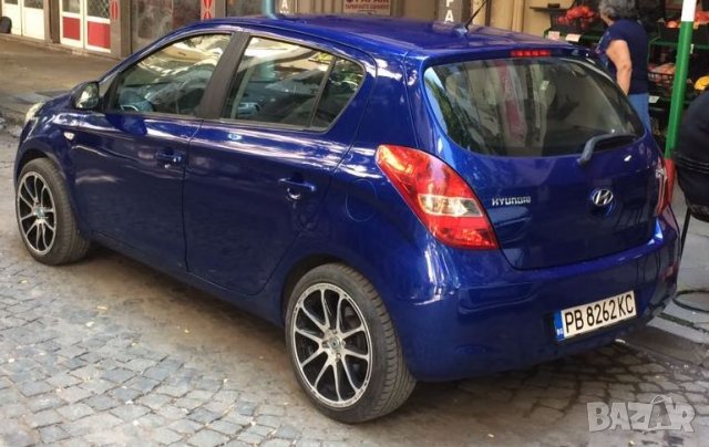 Продавам ХЮНДАЙ И20 HYUNDAI I20 10.2010г. 1.2 + ГАЗ 78к.с., снимка 3 - Автомобили и джипове - 25081582