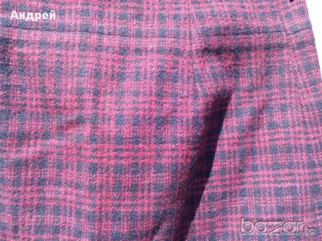 Стара вълнена пола, снимка 2 - Антикварни и старинни предмети - 17949752