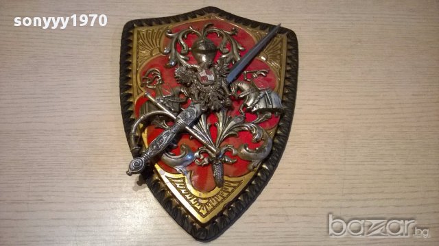 Герб с сабя за стена-30/22см-внос швеицария, снимка 4 - Антикварни и старинни предмети - 13901788