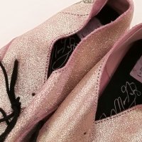 Розови Adidas 41,1/3 балеринки Selena Gomez естествена кожа, снимка 10 - Дамски ежедневни обувки - 25979610