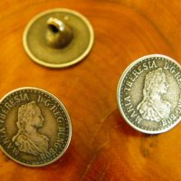 Три сребърни копчета с образа на имп.Мария Терезия, снимка 1 - Колекции - 24545574