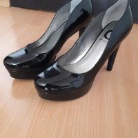 Чисто нови Guess, снимка 7 - Дамски обувки на ток - 25323769