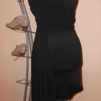 Стилна черна рокля , снимка 1 - Рокли - 20609260