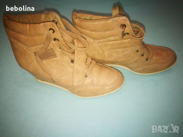 Дамски боти, снимка 2 - Дамски боти - 23266678