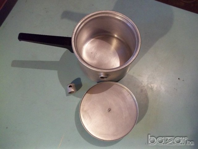 Алуминиеви съдове тенджера тава чайник млековарка тиган, снимка 8 - Съдове за готвене - 20719970