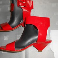Дамски  червени сандали Chloé 100 % кожа ,100 % оригинални , снимка 1 - Сандали - 18710549