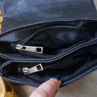 Дамска чанта с метални капси, снимка 4 - Чанти - 17622677