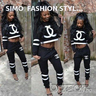 Дамски спортен екип реплика, снимка 1