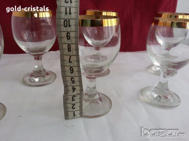 Ретро кристални чаши с златен кант , снимка 3 - Антикварни и старинни предмети - 19581397