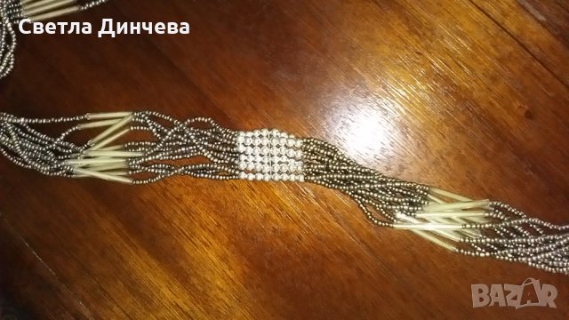 Колие, снимка 2 - Колиета, медальони, синджири - 22223459