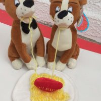 намаление! Нова плюшена Двойка кучета със сърце и надпис:Ti amo. Italy, снимка 1 - Плюшени играчки - 24059487