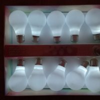 Продавам парти LED лампи, снимка 1 - Лед осветление - 24839618