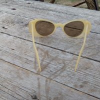Дамски слънчеви очила , снимка 3 - Антикварни и старинни предмети - 19239113