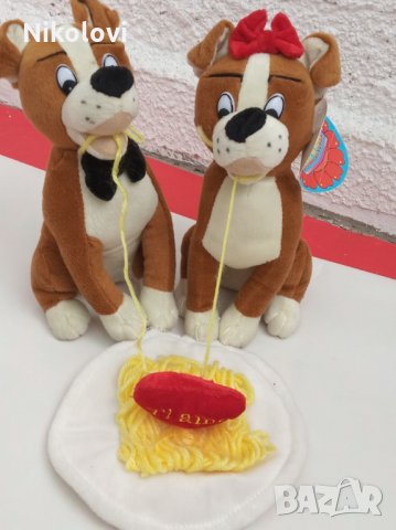 намаление! Нова плюшена Двойка кучета със сърце и надпис:Ti amo. Italy, снимка 1 - Плюшени играчки - 24059487