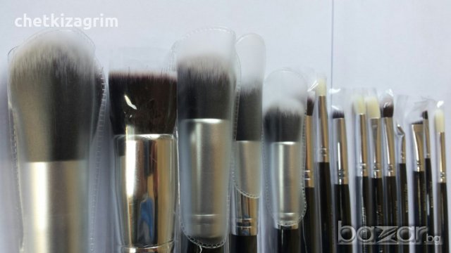 15 бр. оригинални маркови луксозни немски четки за грим ZOEVA, COMPLETE SET!, снимка 8 - Декоративна козметика - 19338706
