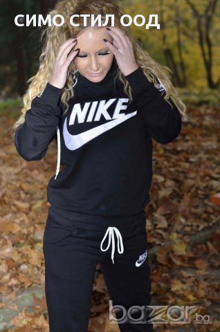 Суитчърт с долнище реплика на найк, снимка 1